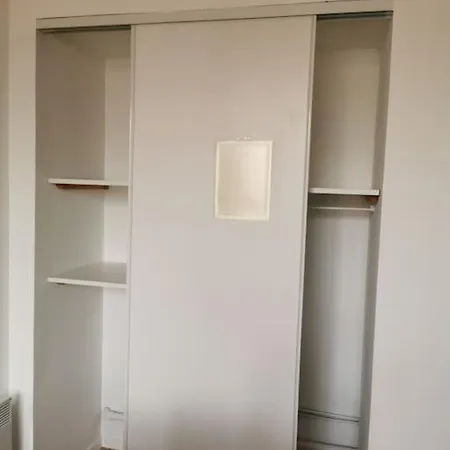 Superbe De 23m² Ним