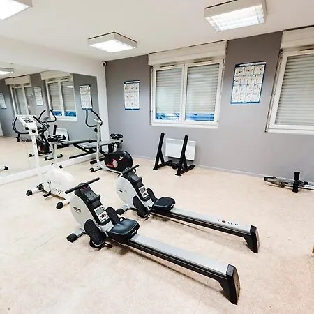 Апартаменты Superbe De 23m² Ним